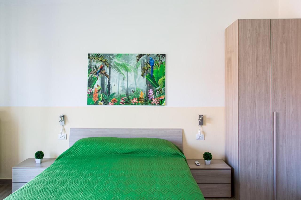 Bed & Breakfast Lorenteggio 209 Milan